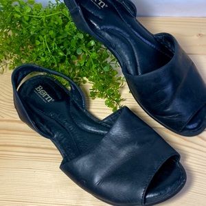 BORN Black Slip-on with Heel Strap Flats Sz 10